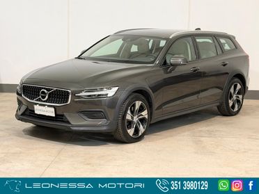 Volvo V60 Cross Country B4 (d) AWD automatico Ultimate