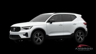 VOLVO XC40 B3 Mild hybrid Benzina Plus