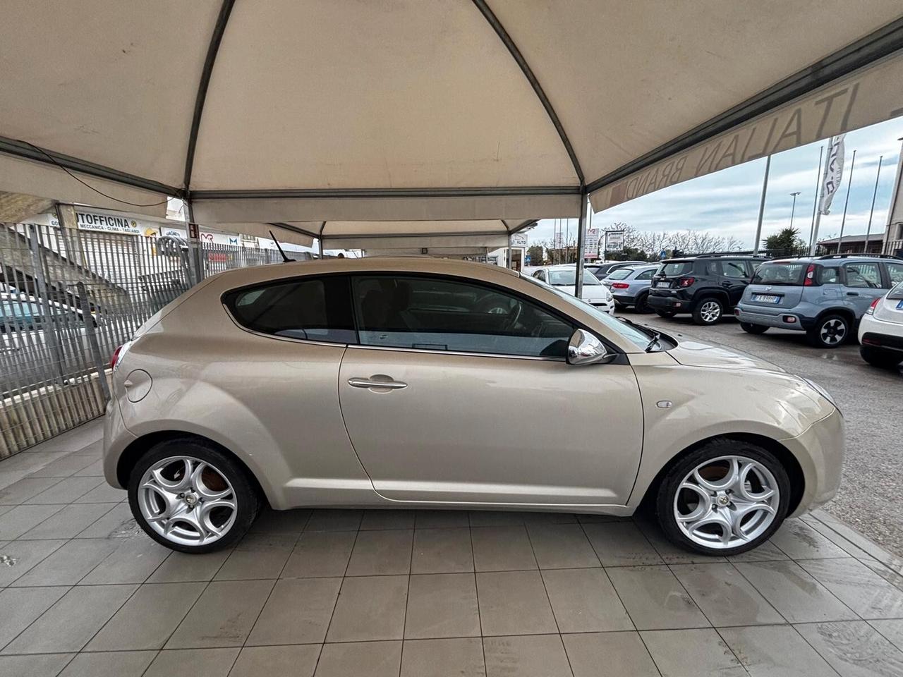 Alfa Romeo MiTo 1.3 JTDm 16V 90 CV Distinctive Sport Pack