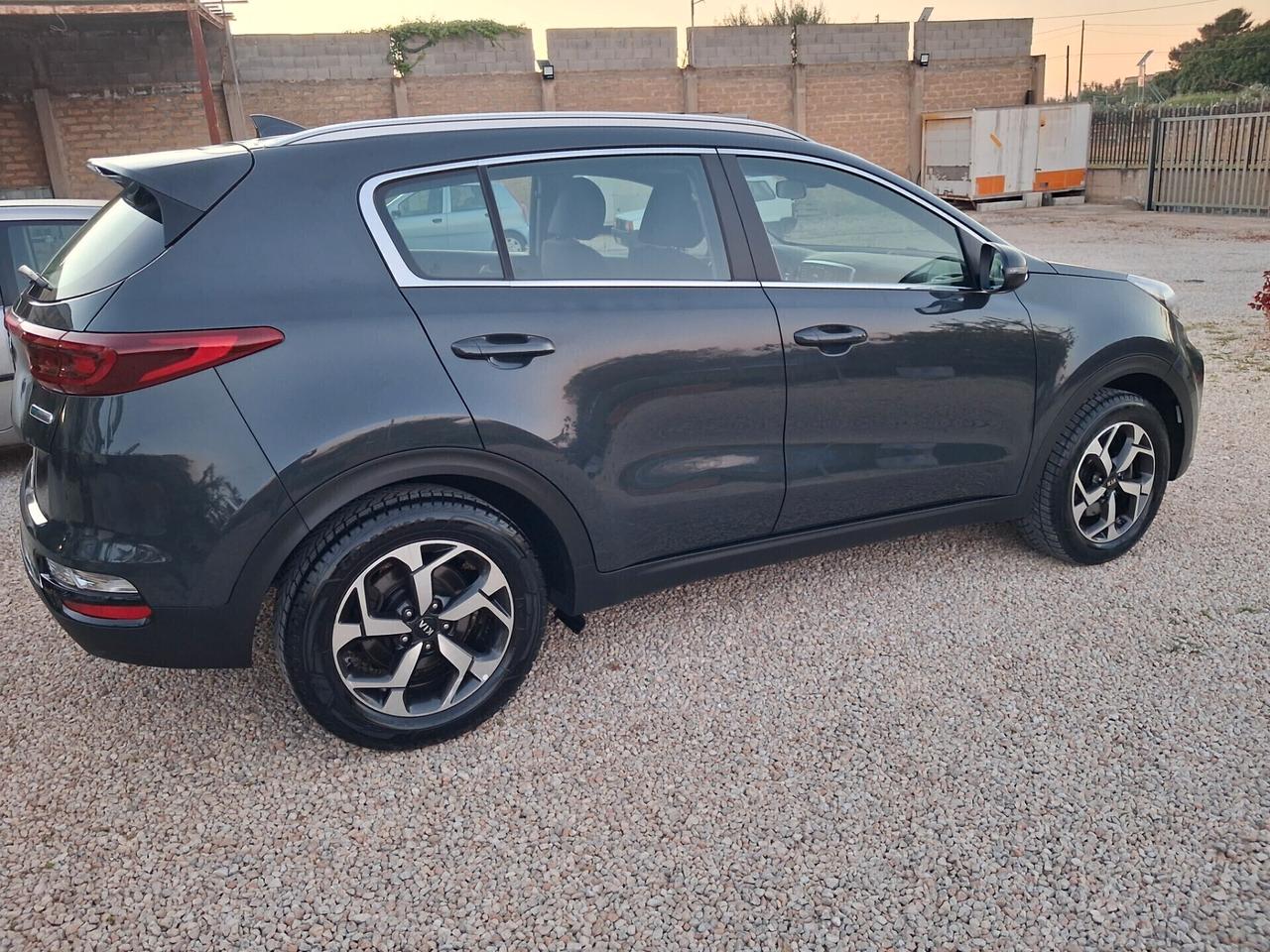 Kia Sportage 1.6 CRDI Diesel/Hybrid solo66.000km