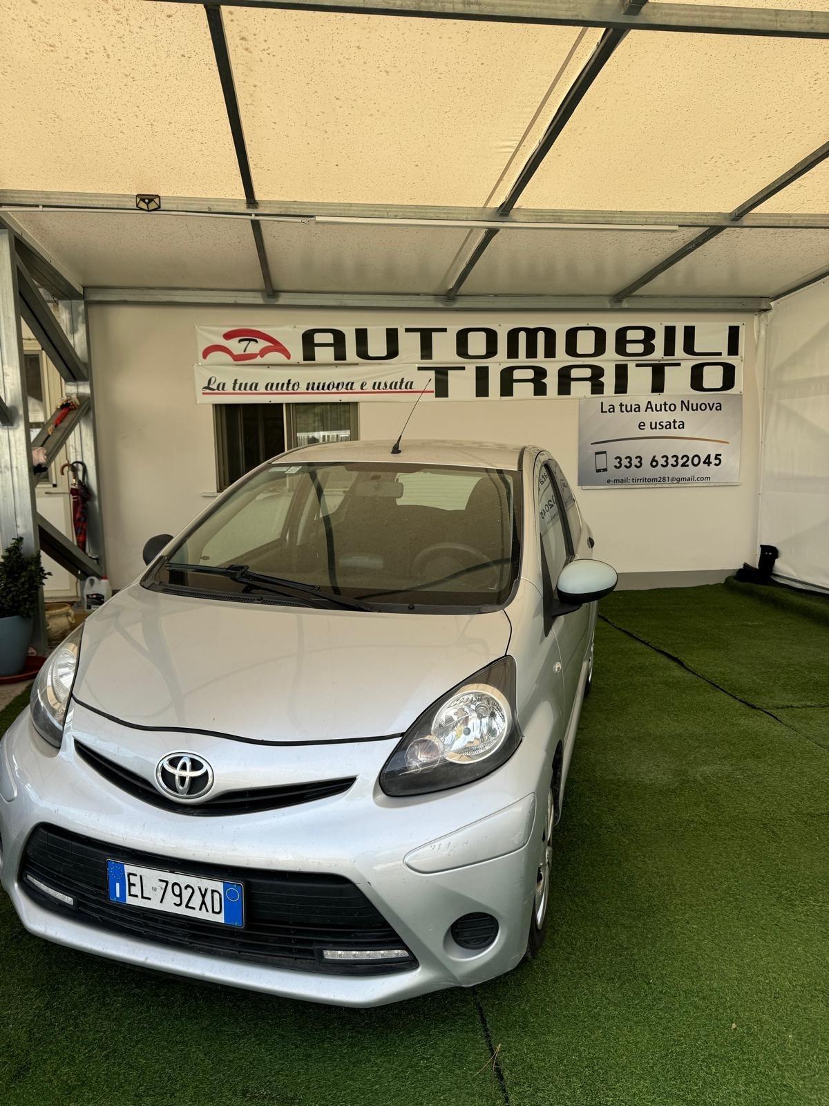 Toyota Aygo 1.0 12V VVT-i 5 porte Active Connect