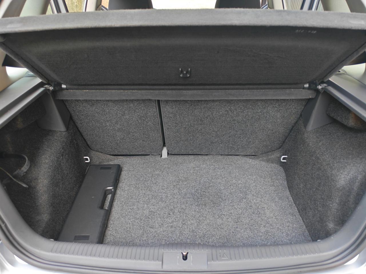 Volkswagen Polo 1.4 BENZINA 75cv / 91.000km / Unipro