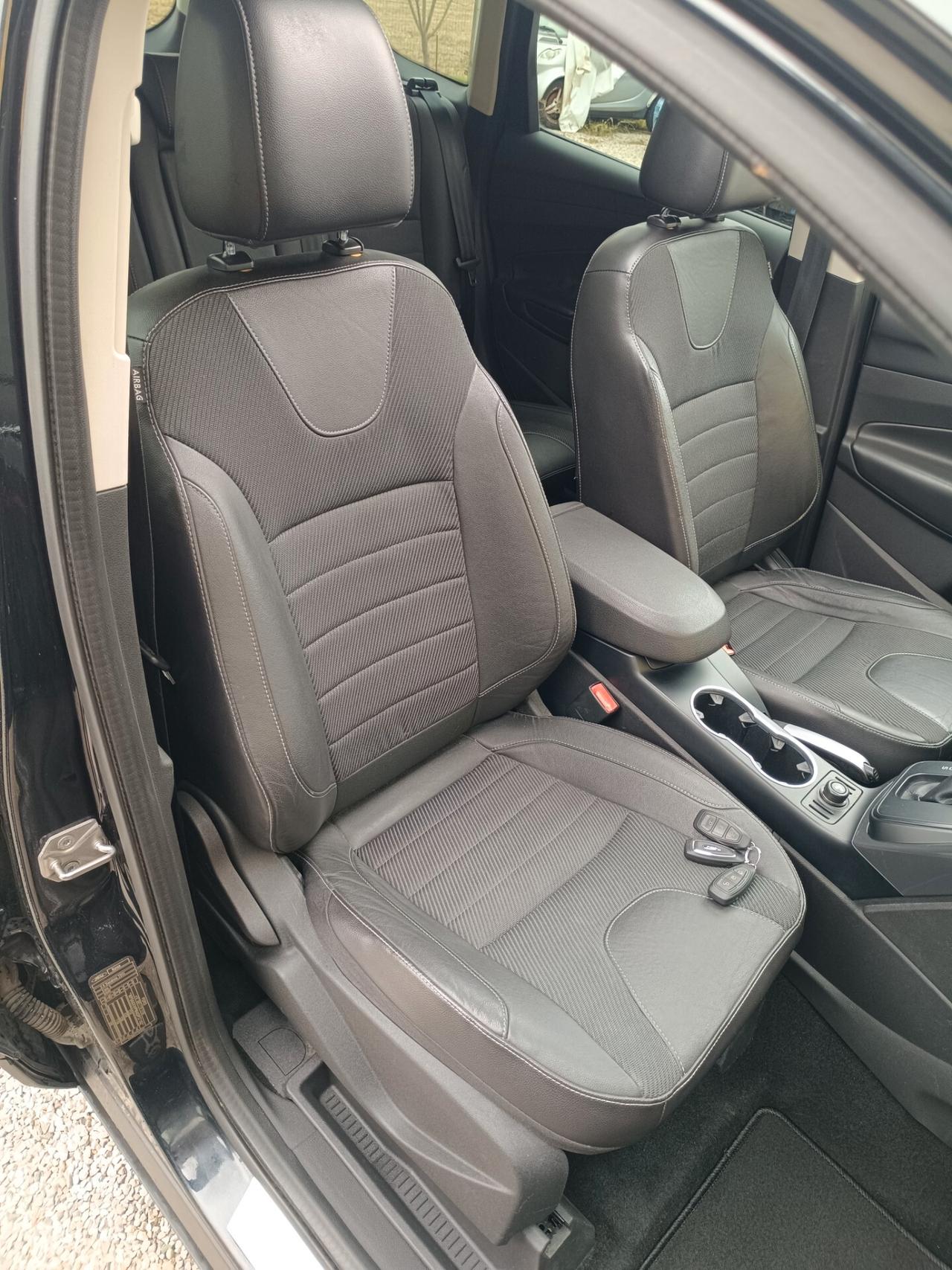 Ford Kuga 2.0 TDCI 140 CV 4WD Powershift Business