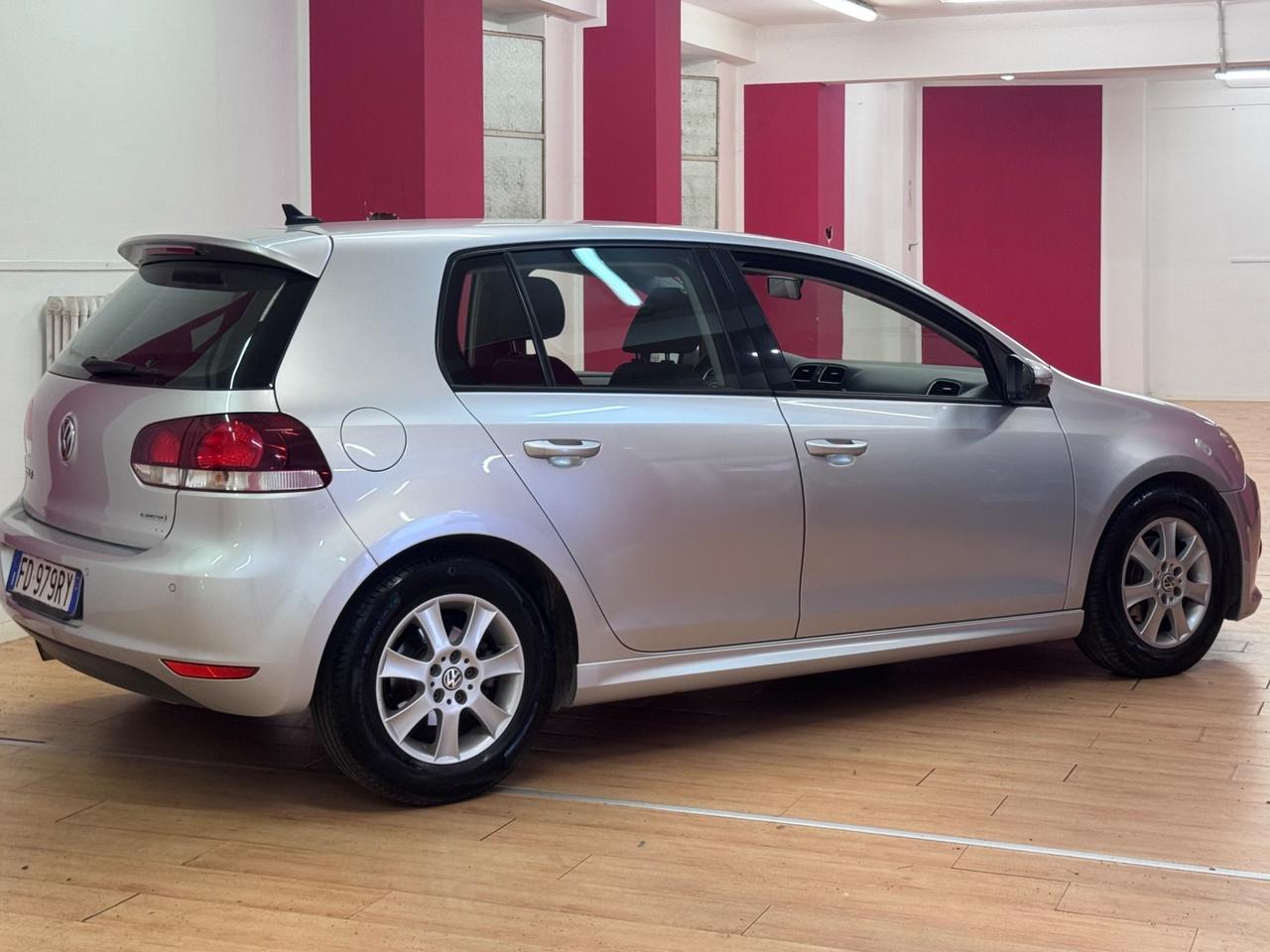 Volkswagen Golf 1.6 TDI DPF 5p. Highline-