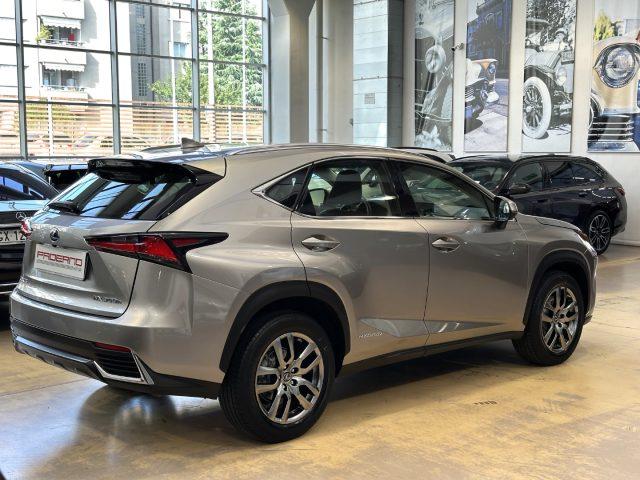 LEXUS NX 300 Hybrid 4WD Luxury - 18" - Camera - Pelle nera
