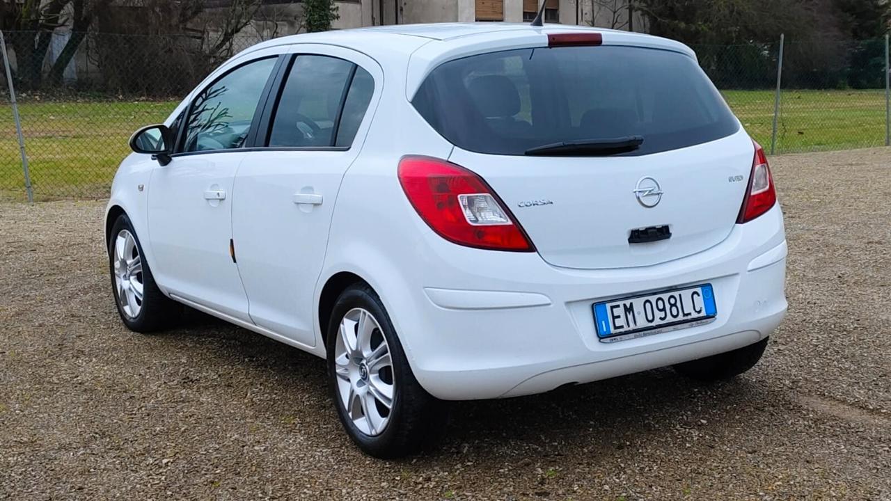 Opel Corsa 1.2 85CV 5 porte GPL-TECH Elective