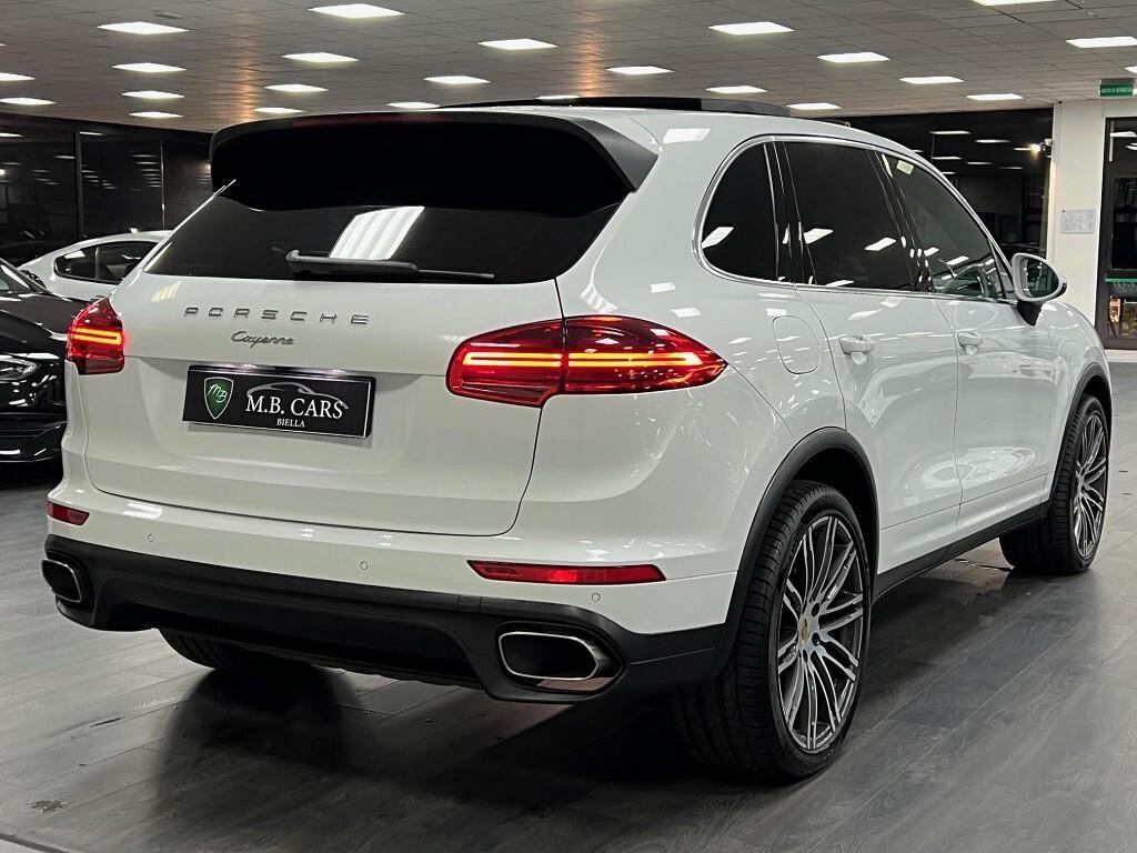 Porsche Cayenne 3.0 tiptronic