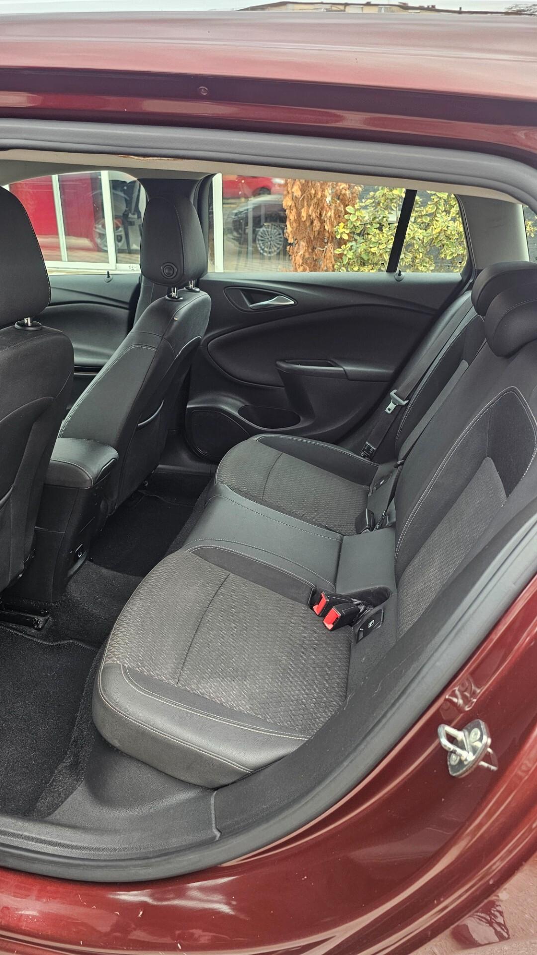 Opel Astra 1.6 CDTi 110CV Start&Stop Sports Tourer Innovation
