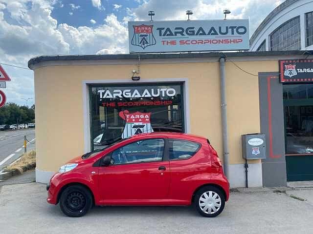 Peugeot 107 1.0 68CV 3p. Plaisir
