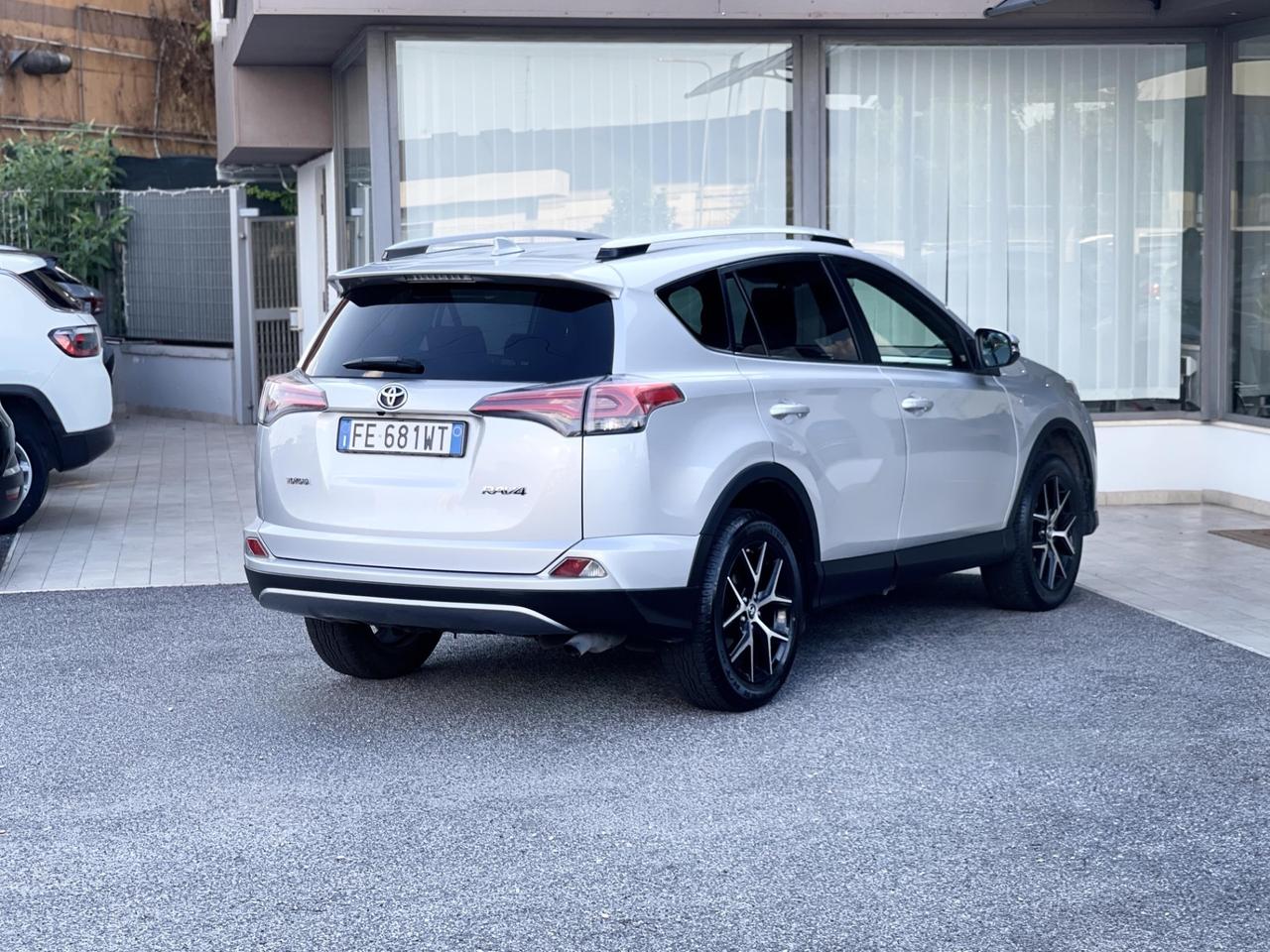 Toyota RAV 4 2.0 Diesel 143CV E6 - 2016