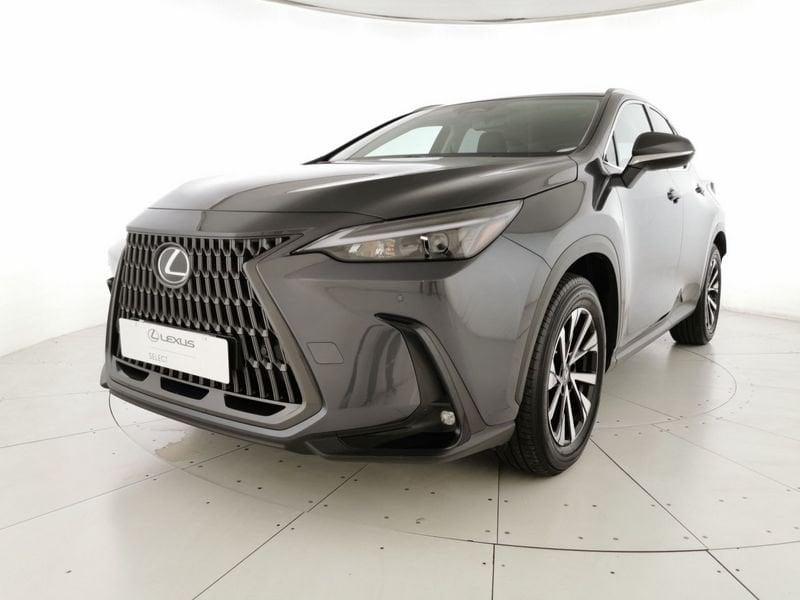 Lexus NX 350h 2.5 Premium 4wd e-cvt