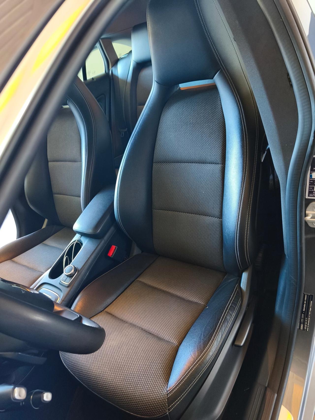 Mercedes-benz CLA 200 d 4Matic Automatic Premium