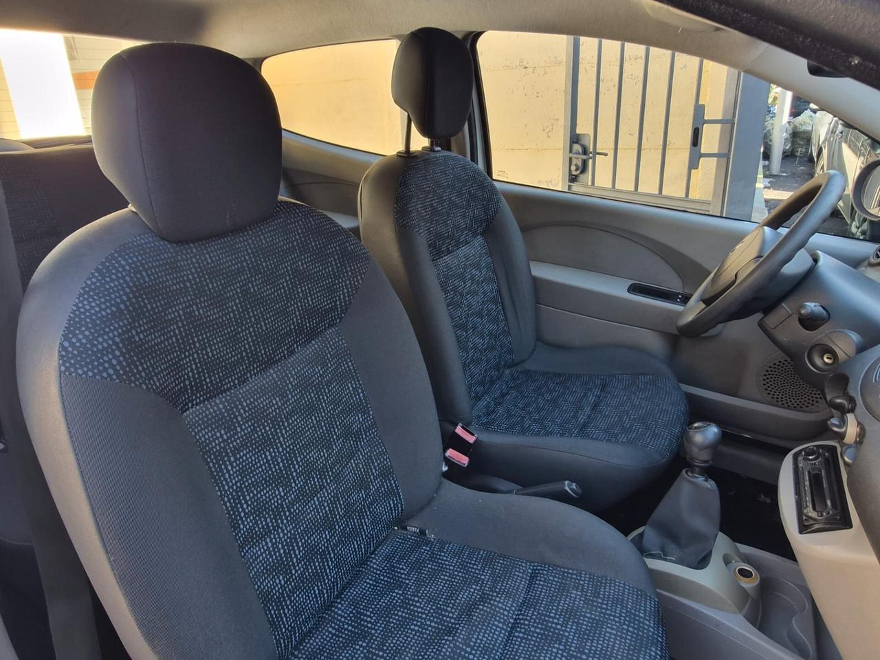 Renault Twingo 1.2 8V Confort ADATTA A NEOPATENTATI