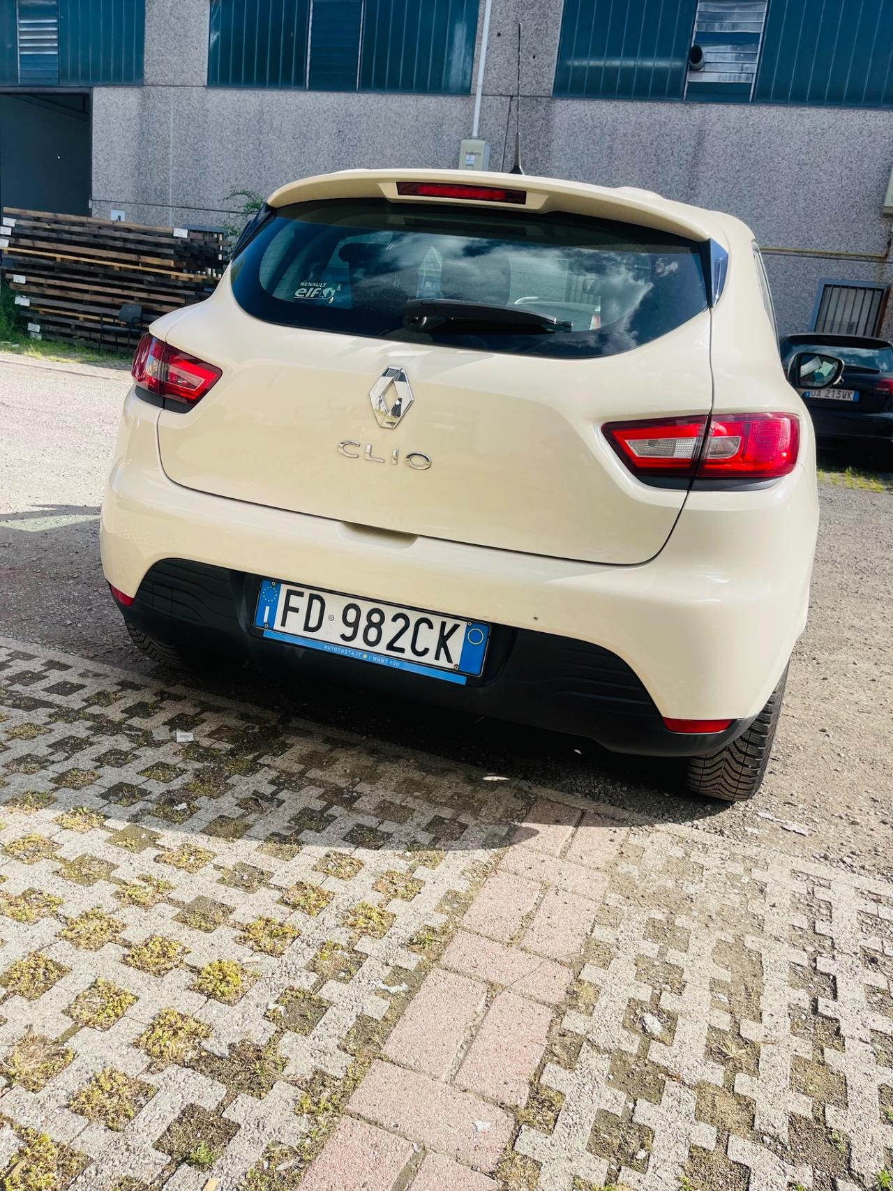 Renault Clio 1.2 75CV 5 porte Life