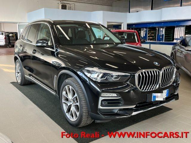 BMW X5 xDrive30d Business 265 cv