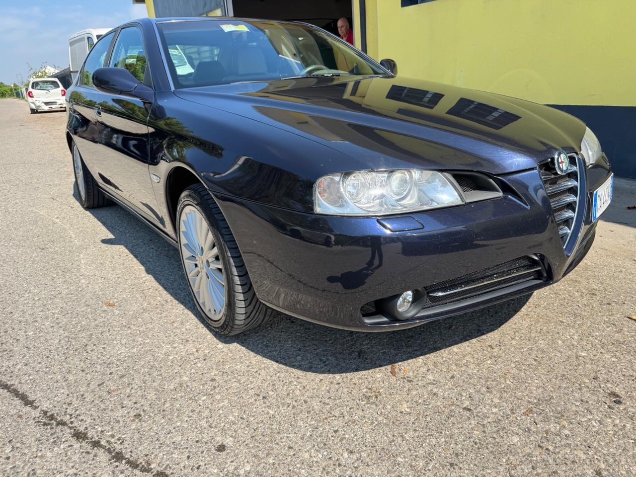 Alfa Romeo 166 2.0i 16V Twin Spark cat Distinctive con impianto a Metano