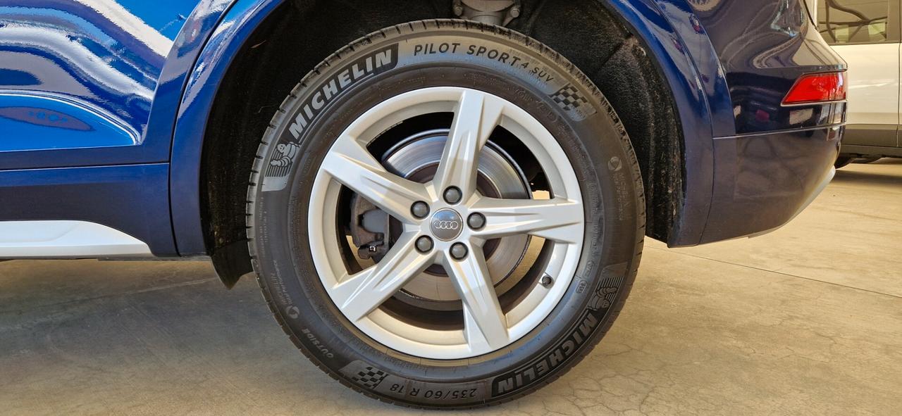 Audi Q5 2.0 TDI 190cv quattro S tronic Business Sport