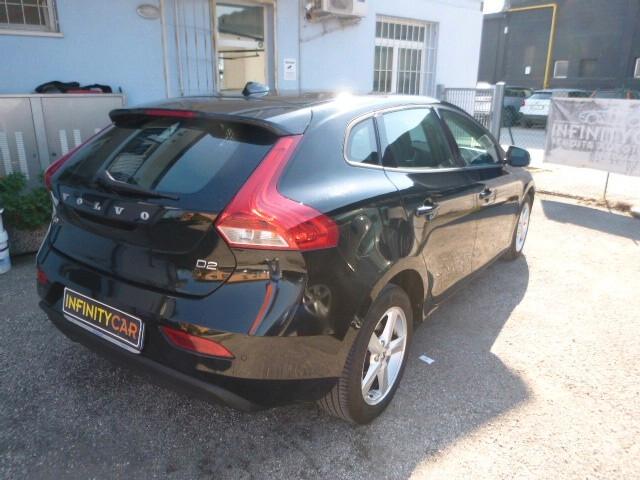Volvo V40 D2 Inscription NEOPATENTATO