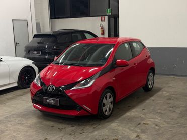 Toyota Aygo 1.0 VVT-i 69 CV 5 porte x-cool TSS