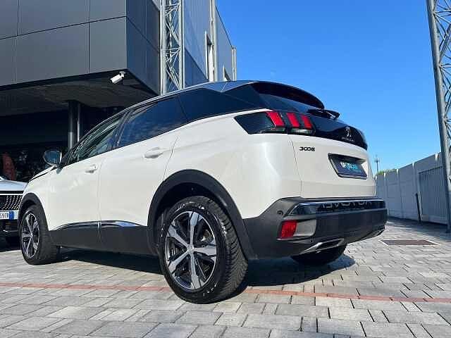 Peugeot 3008 BlueHDi 130 S&S Allure