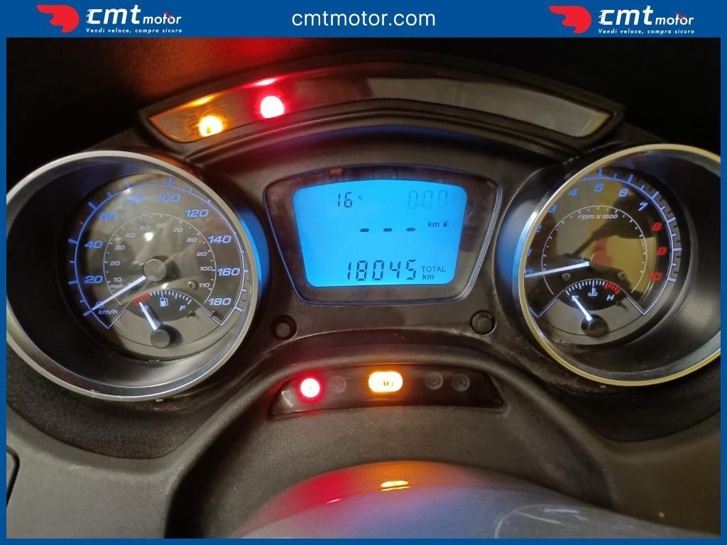 Piaggio MP3 - 2015