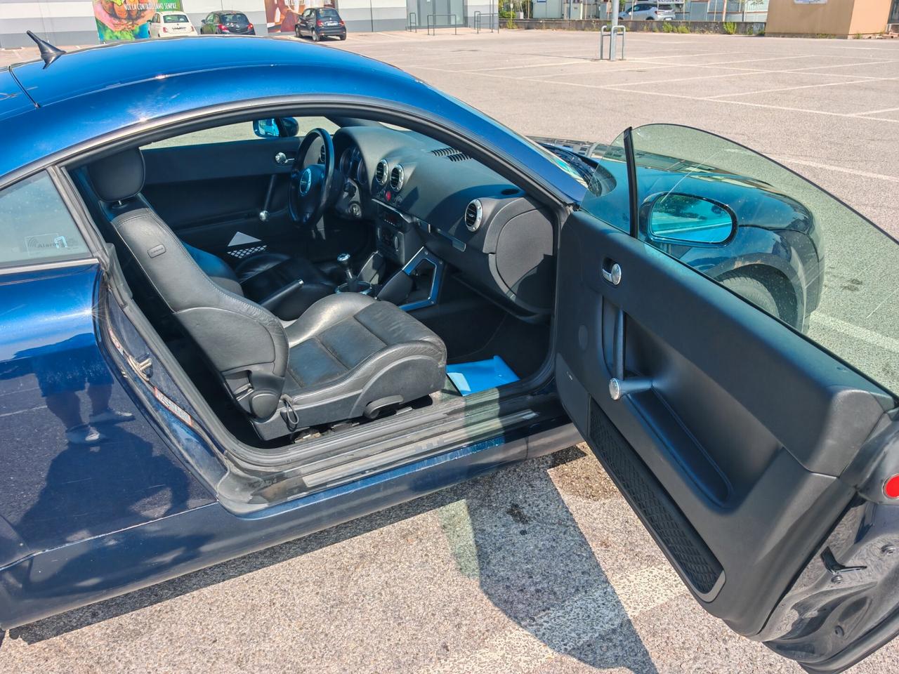 Audi TT 1.8 20V 180CV CUPÈ .