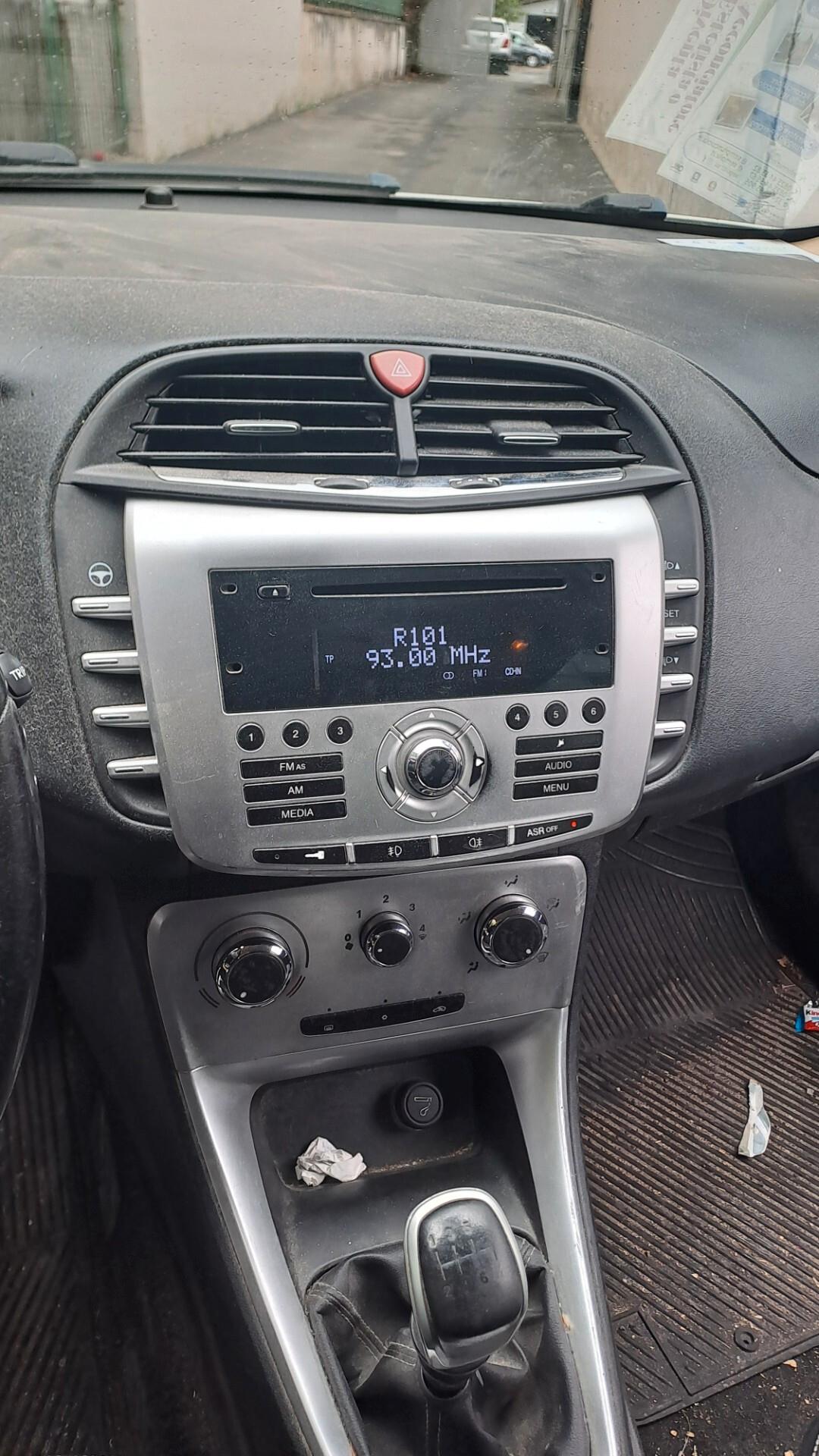 Lancia Delta 1.6 Diesel 120cv