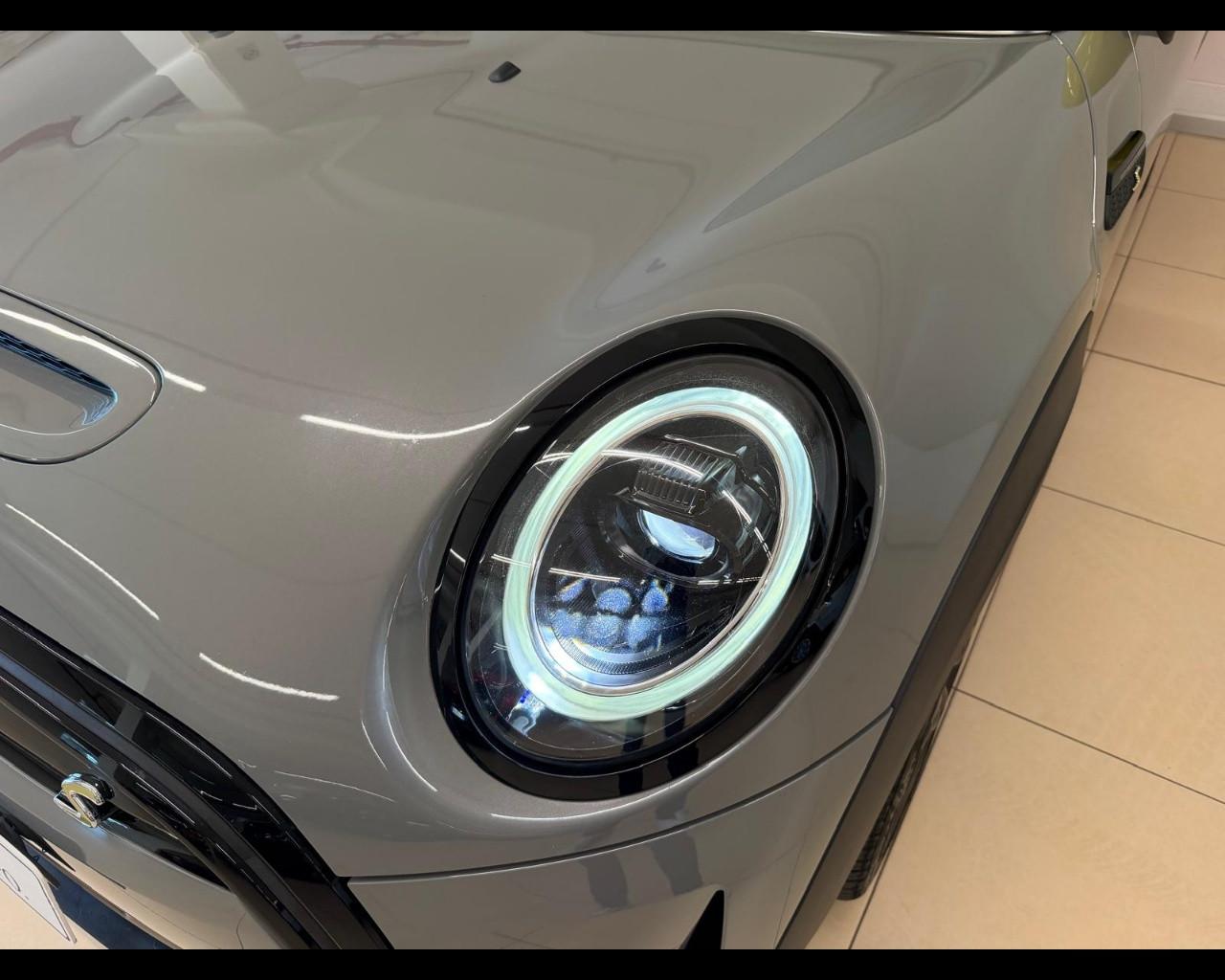 MINI Mini Full El. (F56) - Mini Cooper SE Yours