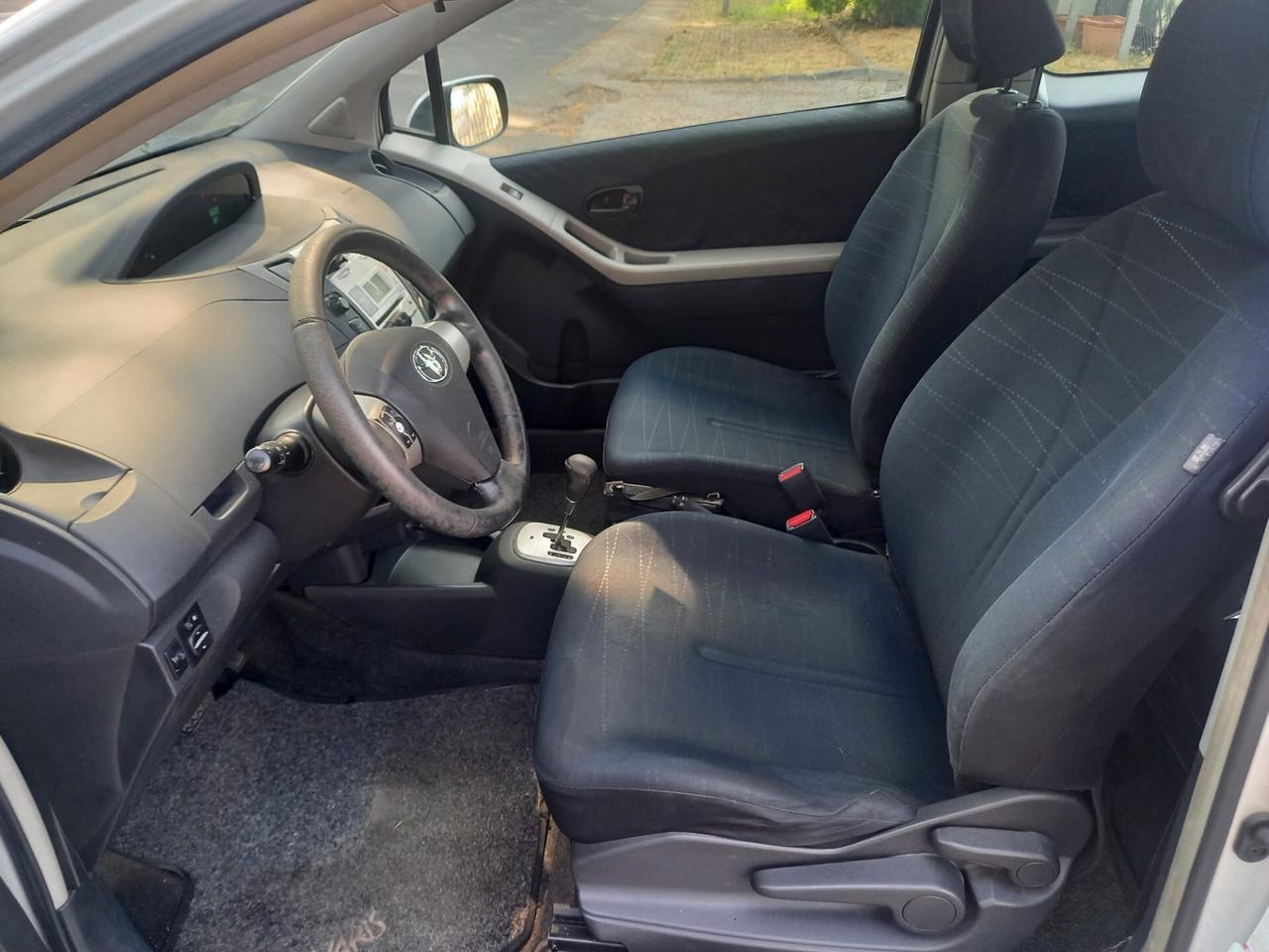 YARIS DIESEL CAMBIO AUTOMATICO UNIPRO 12 MESI GARANZIA