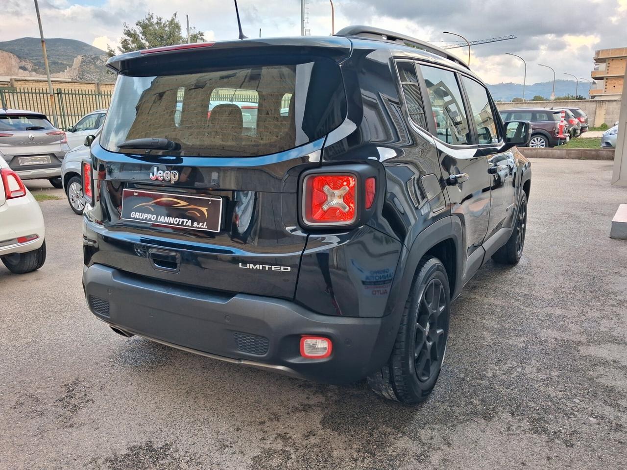 JEEP RENEGADE 1.6 MULTIJET 120 C.V. CAMBIOAUTOMATICO UNICO PROPRIETARIO