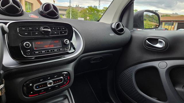SMART ForTwo 1.0 PASSION 71 CV LED MANUALE PROMO GARANZIA