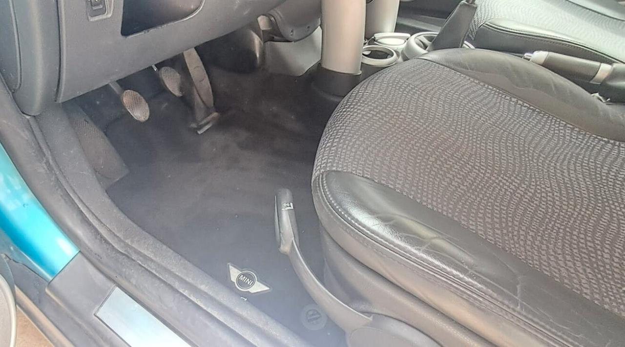 MINI COOPER 1.6 GUIDABILE DA NEOPATENTATI