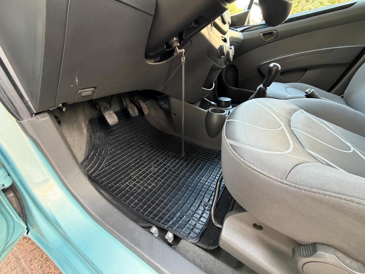 Chevrolet Spark Plus 1.0 2010