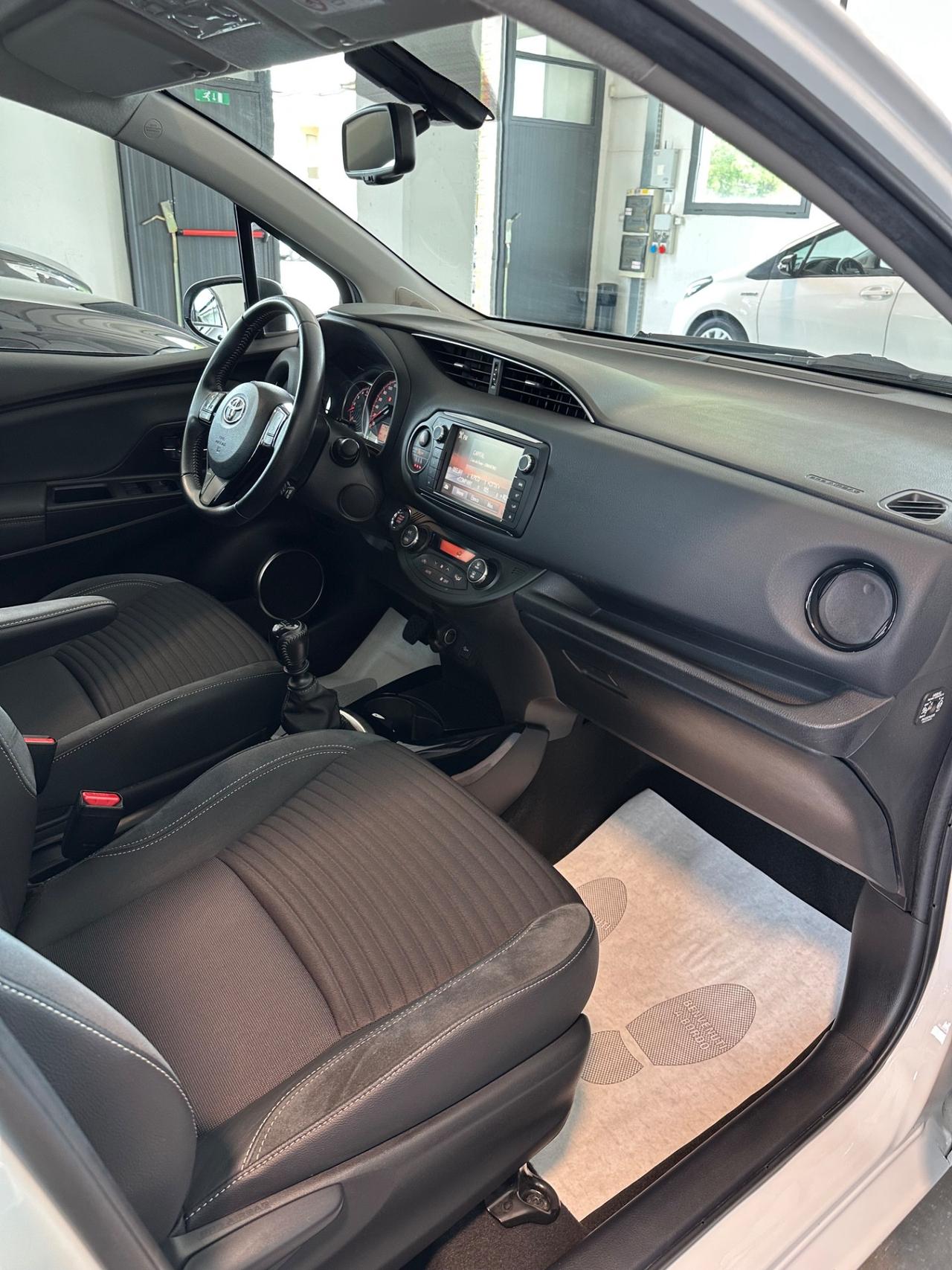 Toyota Yaris 1.4 D-4D 5 porte Lounge