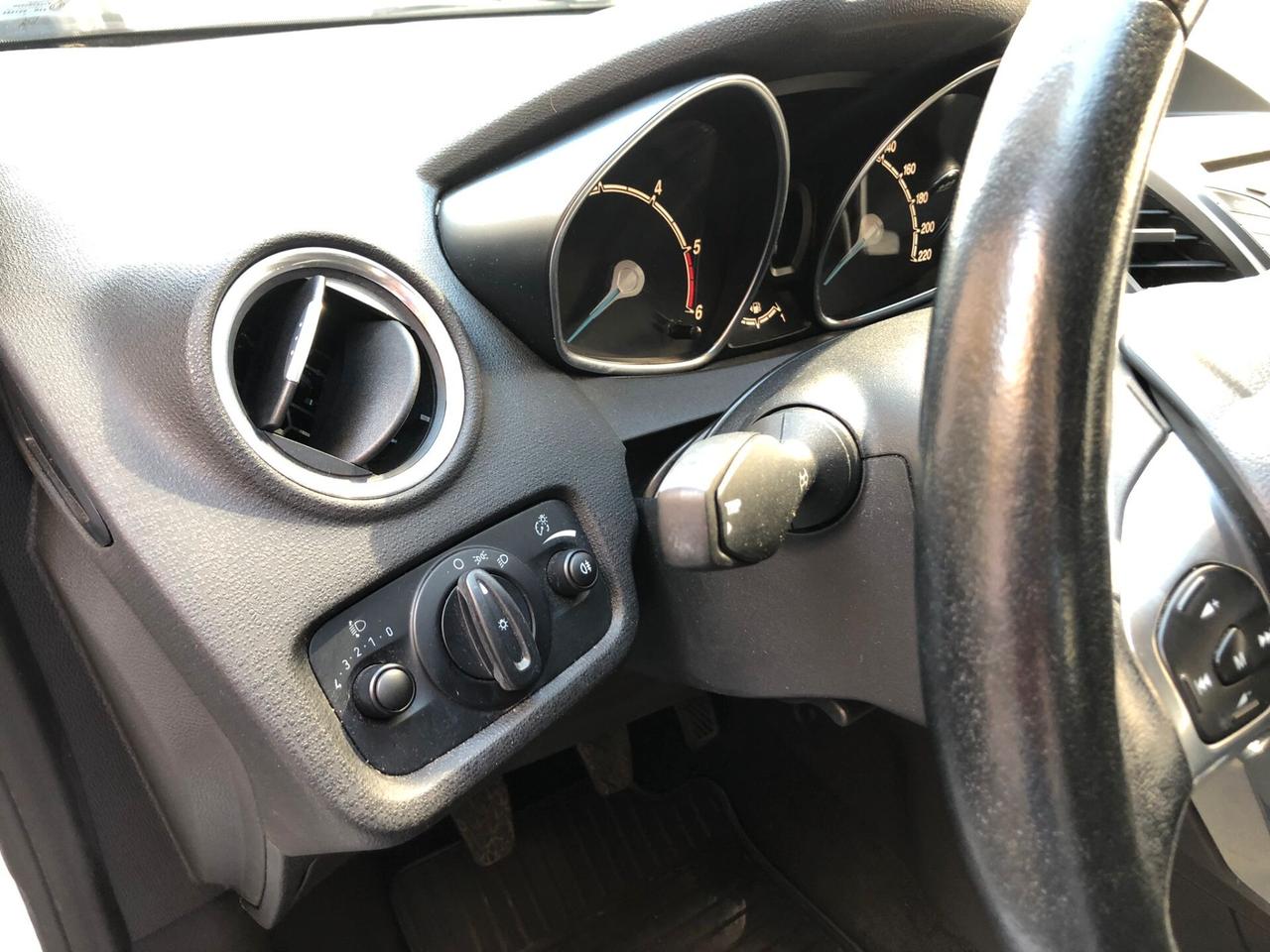 Ford Fiesta 1.5 TDCi 75CV 5 porte Business