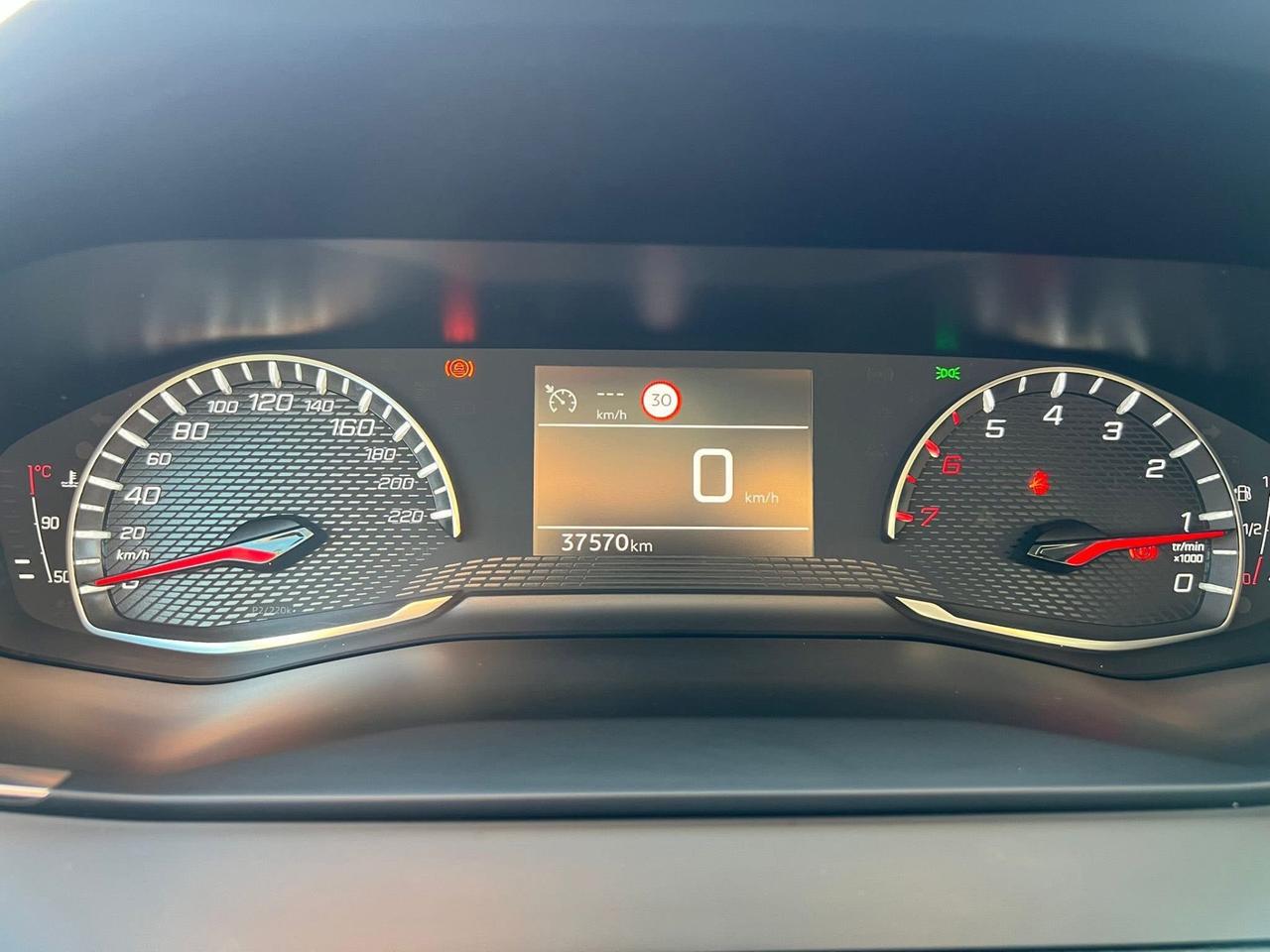 Peugeot 2008 PureTech 100 S&S Allure
