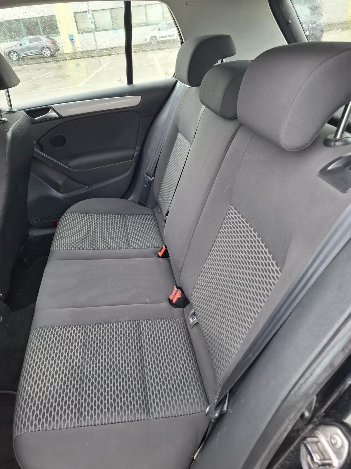 Volkswagen Golf Utilitaria