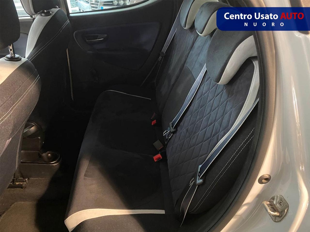 Lancia Ypsilon 1.2 69 CV 5 porte Mya