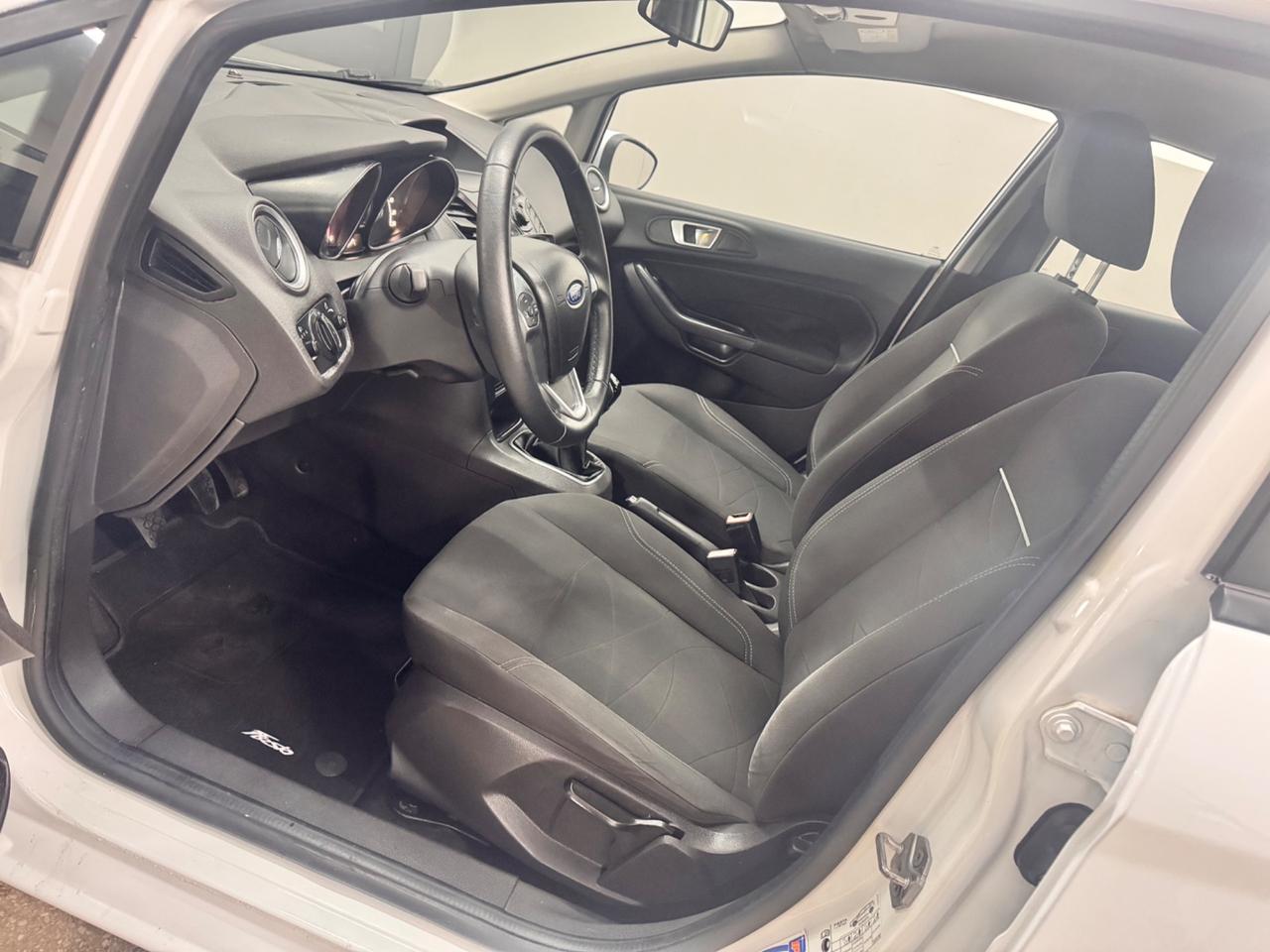 Ford Fiesta 1.5 TDCi 75 Cv 5P. Titanium - 2014