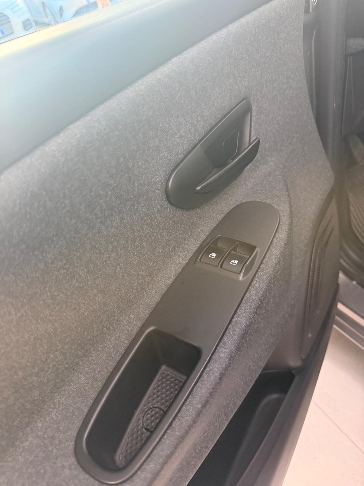 Lancia Ypsilon 1.2 BENZ/ GPL Ecochic FINANZIABILE