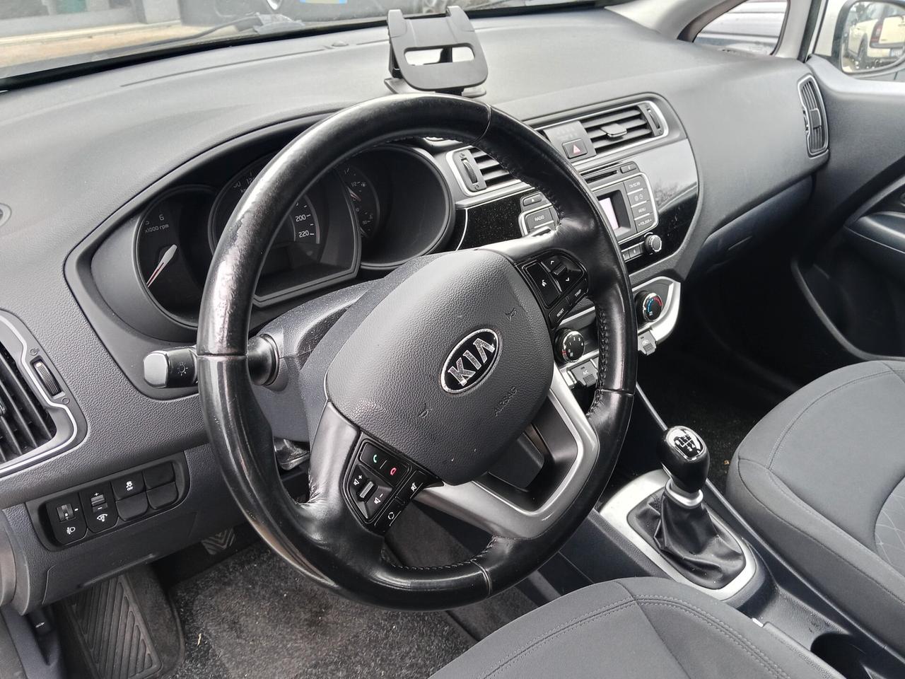 Kia Rio 1.1 CRDi 5p. Cool