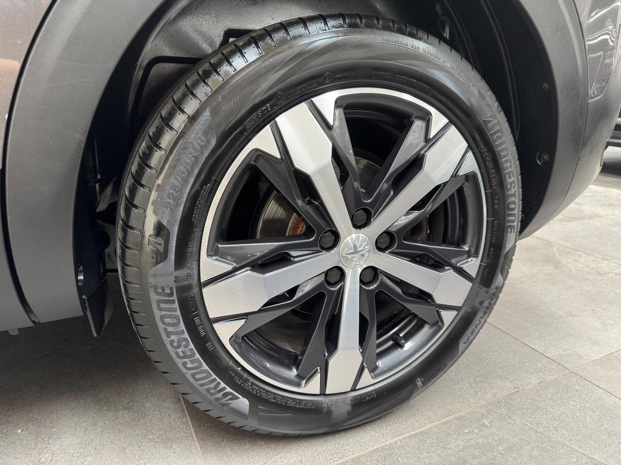 Peugeot 5008 BlueHDi 180 S&S EAT8 Allure Pack