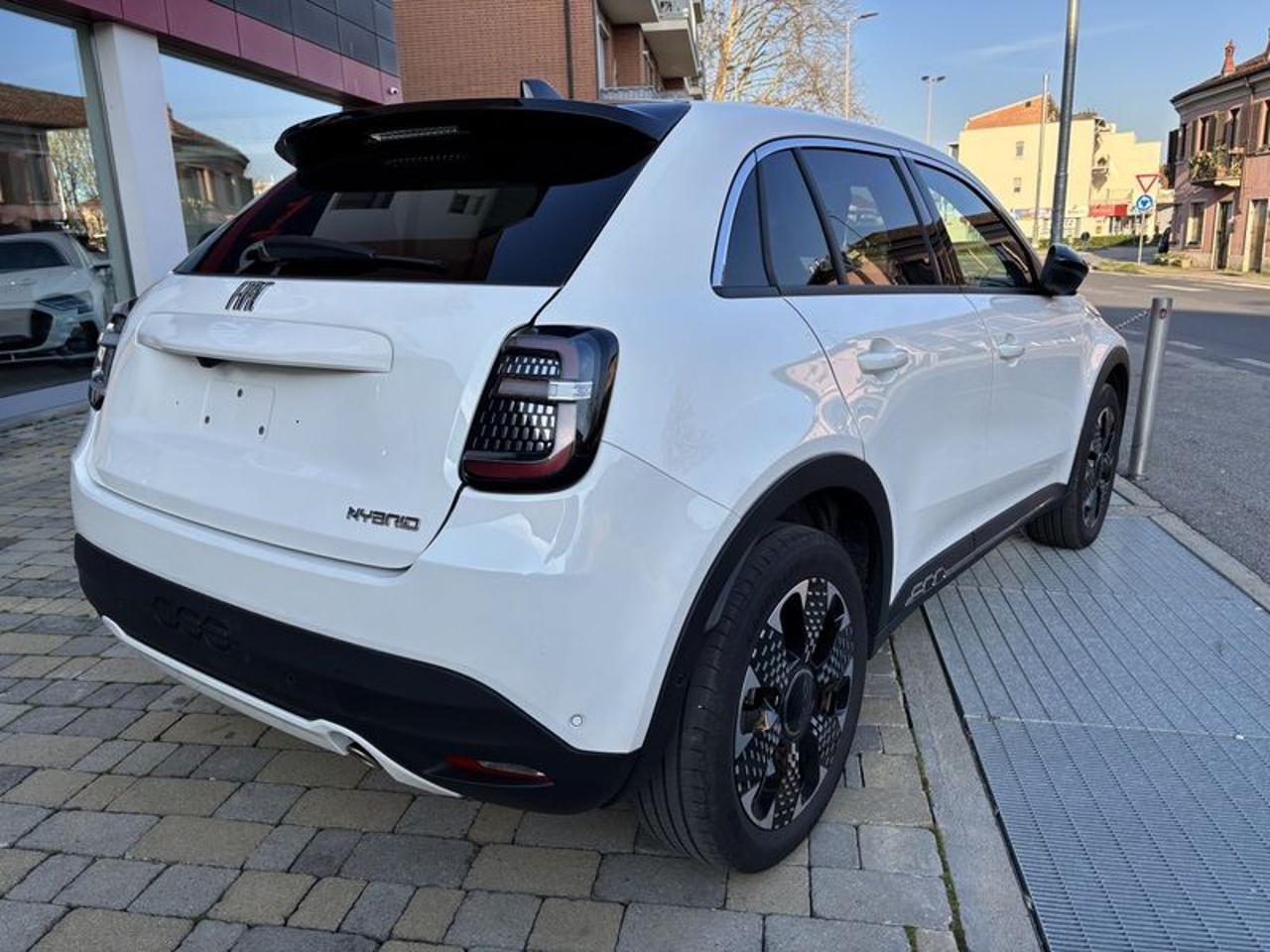 Fiat 600 Hybrid 110 CV DCT MHEV La Prima LED-CAM-18"