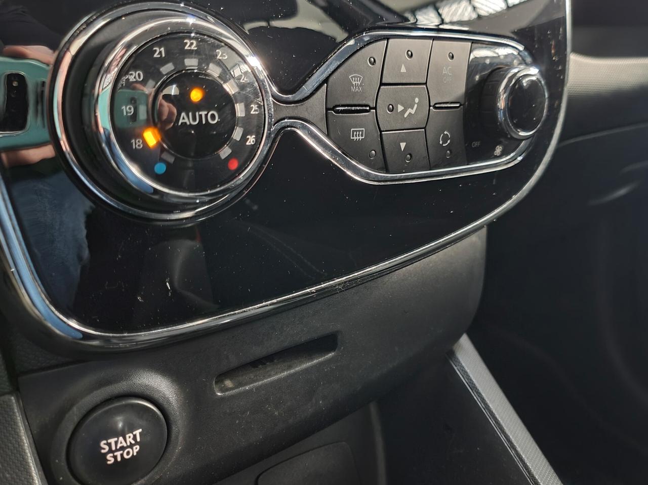 Renault Clio 1.5 dCi 75cv Wave 2013