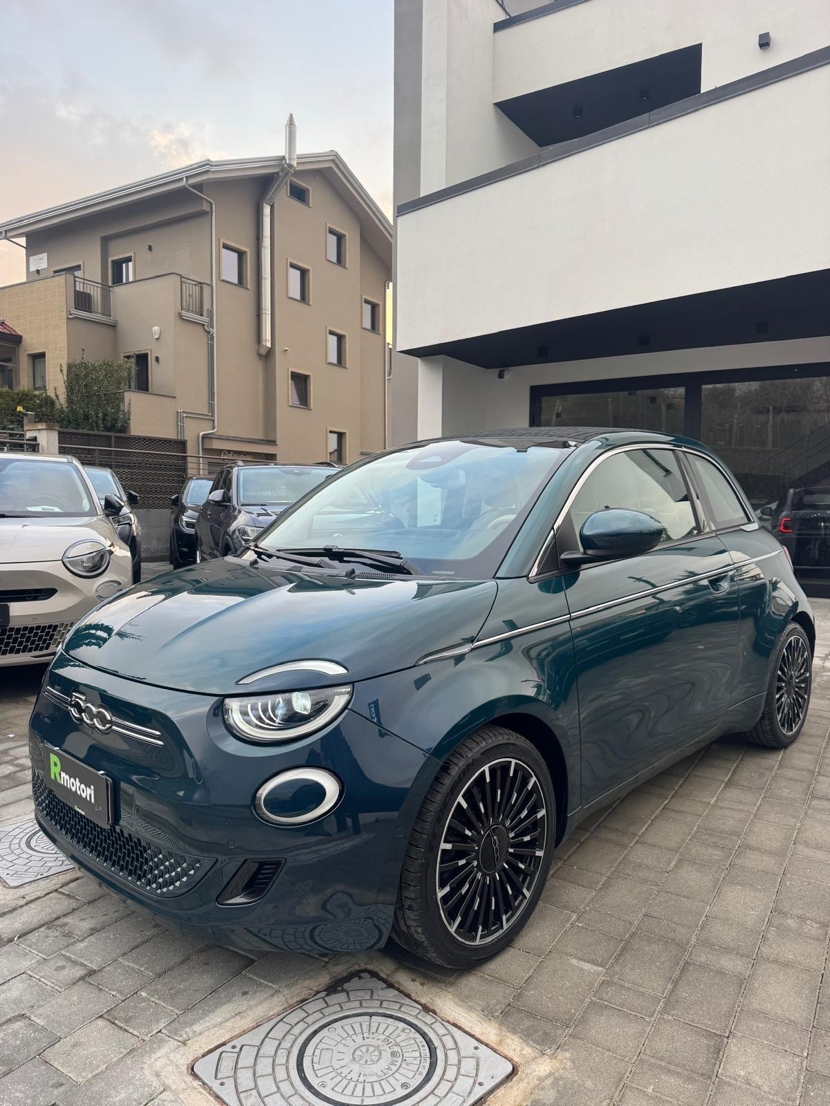 Fiat 500 500e Cabrio 42 kWh La Prima
