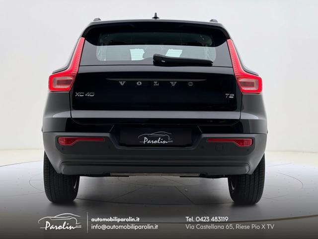 VOLVO XC40 T2 Geartronic Momentum Core benzina Prezzo REALE