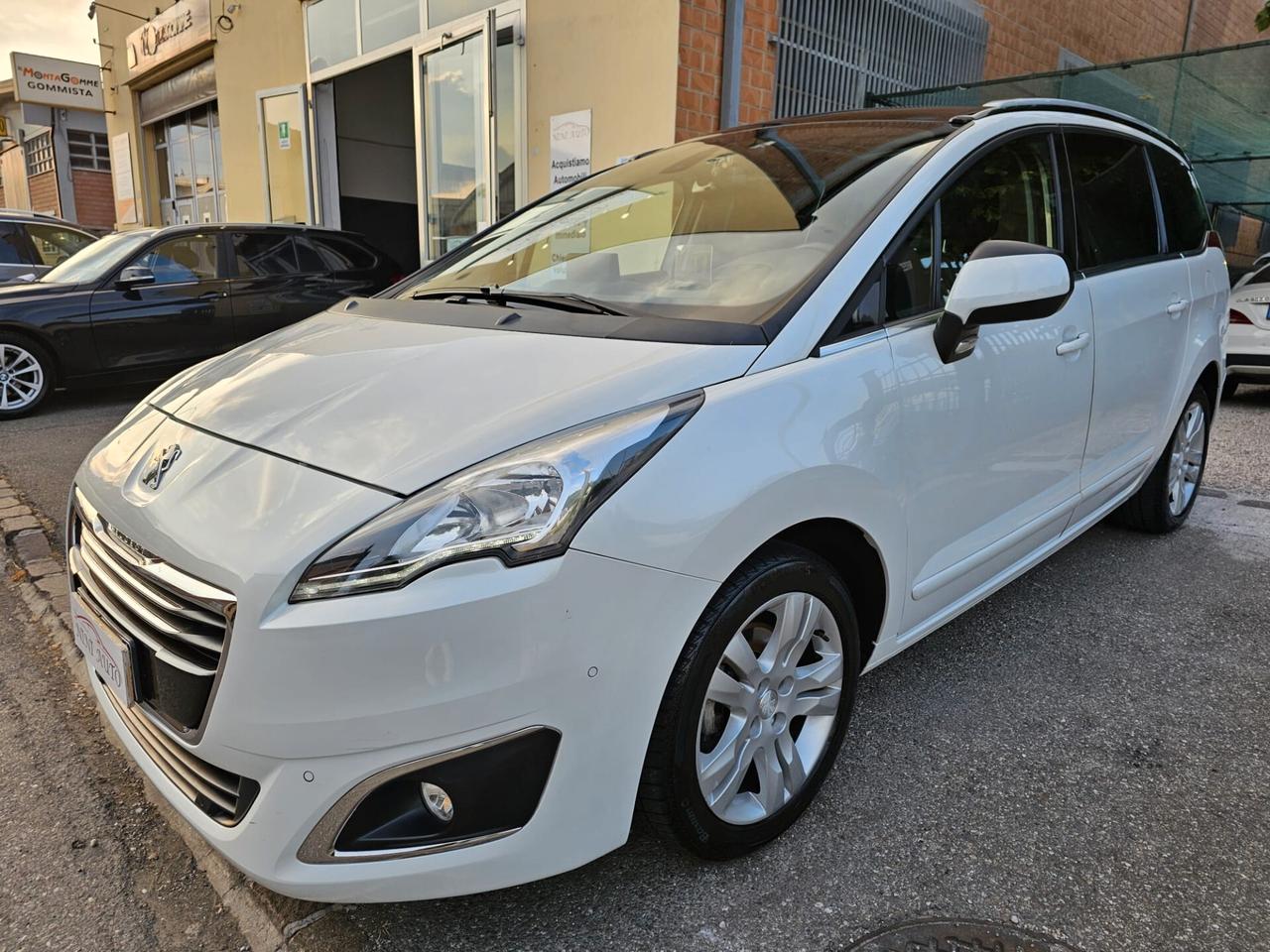 Peugeot 5008 1.6 120cv BlueHdi S&S Allure*Navi*Tetto*Euro6*