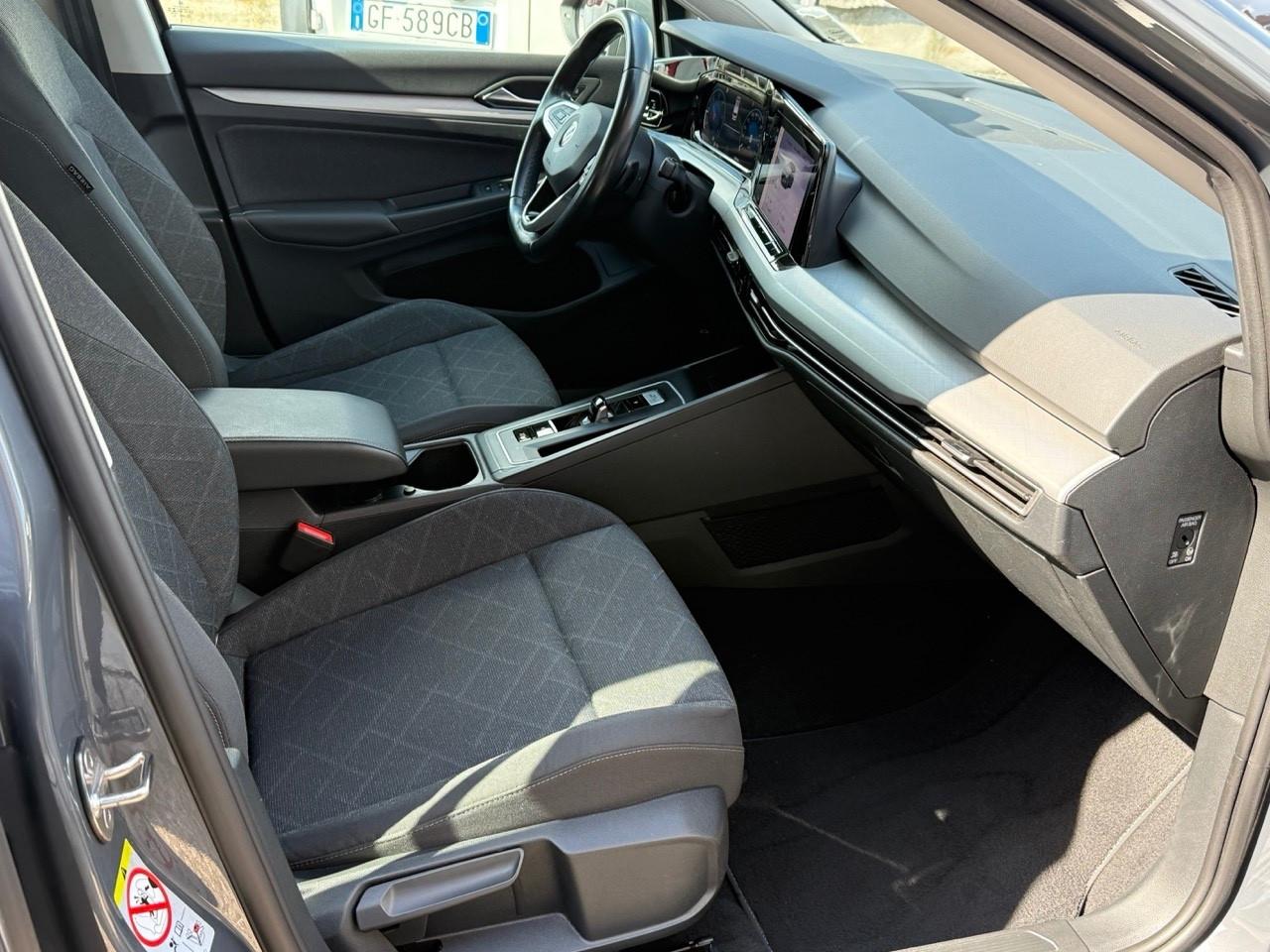 VW Golf 2.0 TDI DSG Life/TG UFFICIALI/UNIPRO
