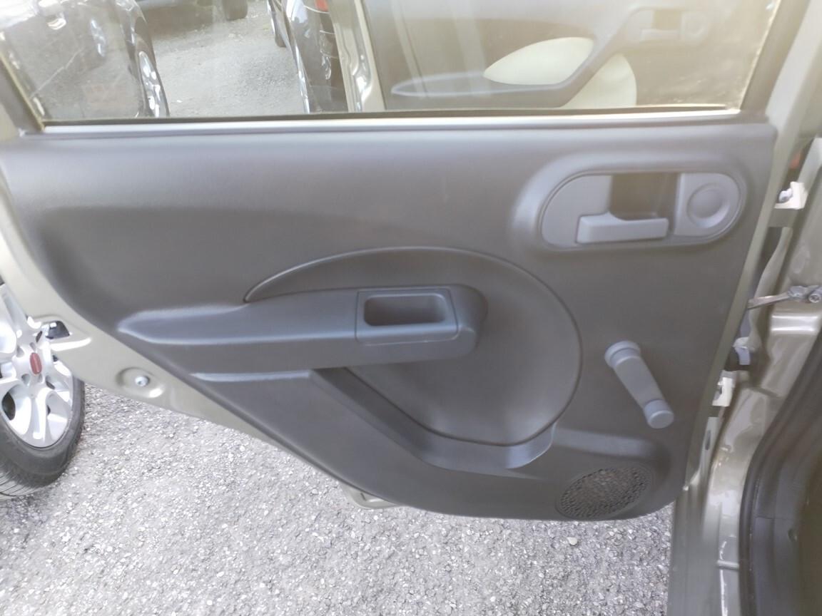 Fiat Panda 1.2 8V FIRE Dynamic 66000KM 2010 consegna con manutenzioni fatte