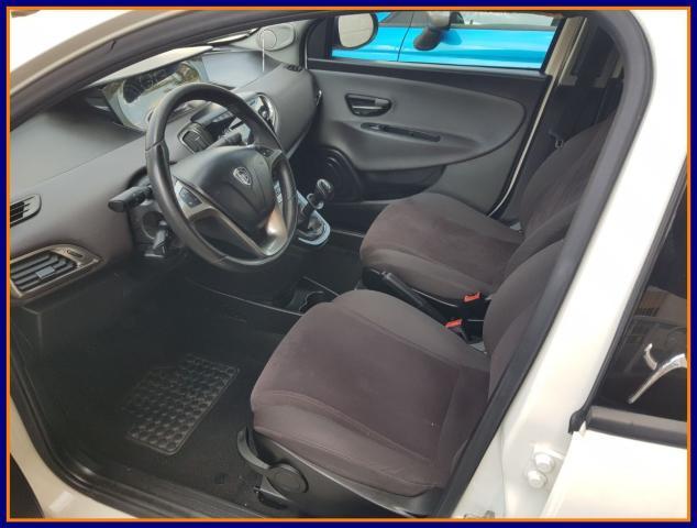 LANCIA - Ypsilon - 1.2 69 CV 5 porte Gold